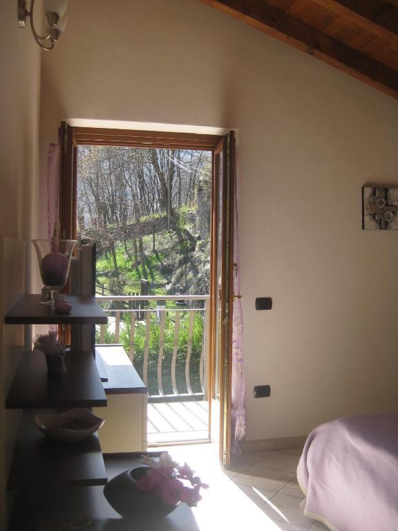 Villetta Nembra Edolo Room photo